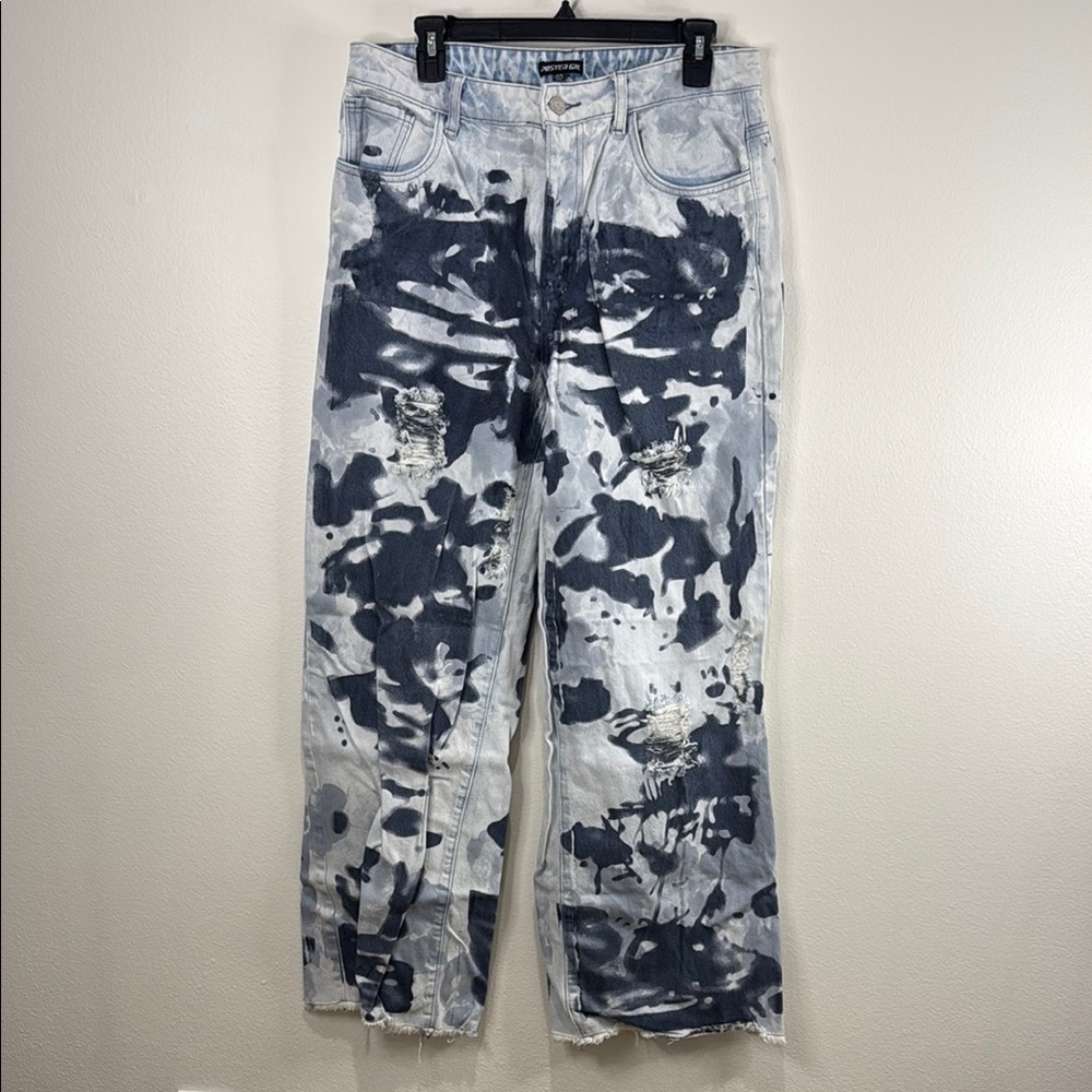 POSTER GIRL Blue and White Jeans